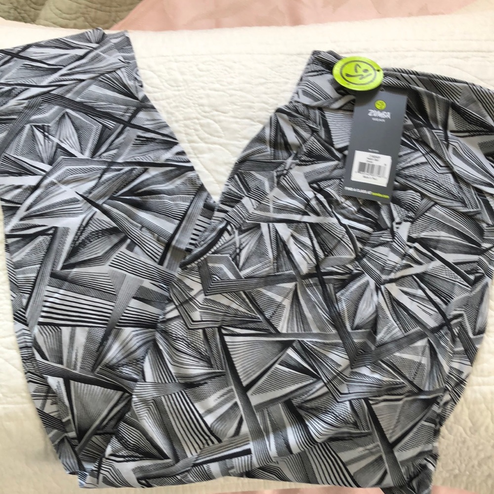 NWT Zumba Wear, Medium Harem Pants in Smoke